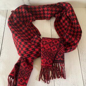 Red and Black Ladies' Houndstooth Scarf